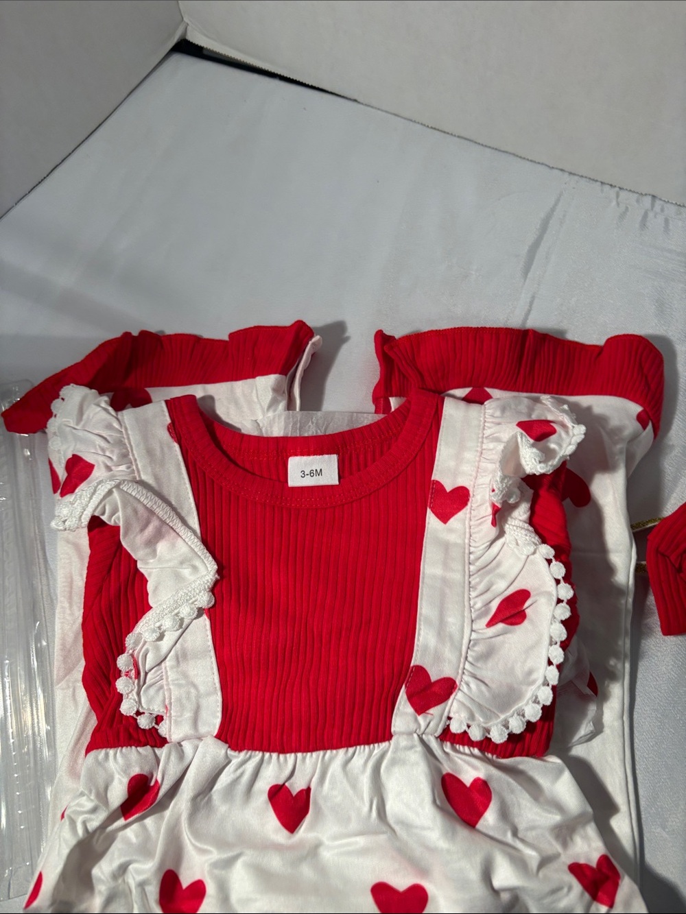Source Unknown Red Ribbed Tee with White Heart Ruffle - Picture 3 of 5